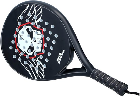 Zwarte padelracket met wit doodshoofd-design en vleugels. Op de grip staat 'NO FEAR'.