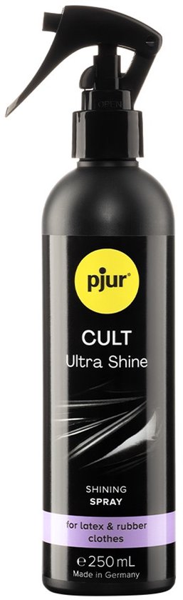 Zwarte spuitfles pjur CULT Ultra Shine met paarse band, met witte lijnen en tekst 'SHINING SPRAY for latex & rubber clothes'. Inhoud 250 ml.