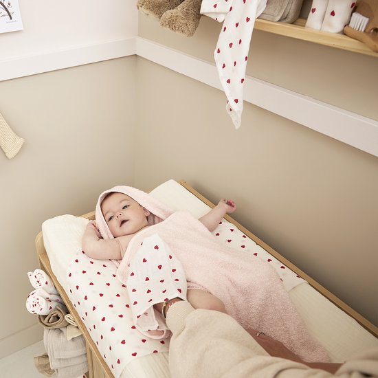 Meyco Baby Sweet Heart swaddle - 2-pack - hydrofiel - red - 120x120cm van Meyco — afbeelding 5