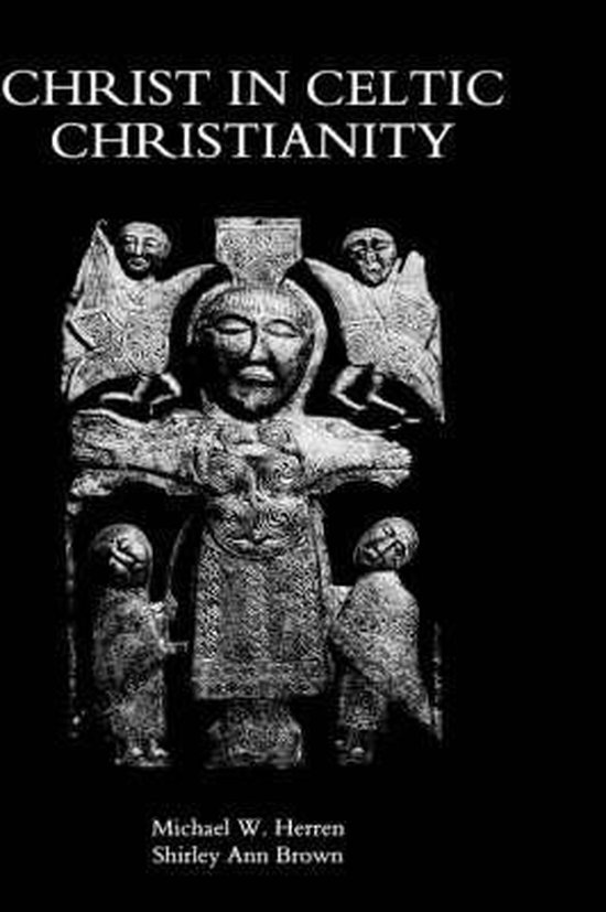 Couverture du livre "Christ in Celtic Christianity" avec une image d'une pierre celtique sculptée de figures.