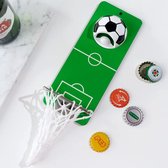 Magnetische voetbalflesopener, afneembare wandopener van metaal met kapvanger, cadeau voor voetbal, bierliefhebbers en mannen, te gebruiken als keuken-binnen-bardecoratie.