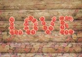 Fotobehang - Vlies Behang - Love - Rode Rozen op Houten Planken - 254 x 184 cm