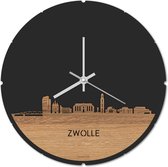 Skyline Klok Rond Zwolle Eikenhout - Ø 44 cm - Stil uurwerk - Wanddecoratie - Meer steden beschikbaar - Woonkamer idee - Woondecoratie - City Art - Steden kunst - Cadeau voor hem - Cadeau voor haar - Jubileum - Trouwerij - Housewarming -