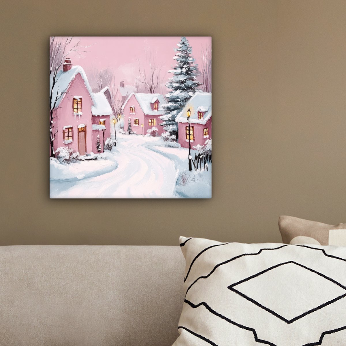Canvas schilderij 20x20 cm - Wanddecoratie Kerstdorp - Roze - Winter - Sneeuw - Huizen - Muurdecoratie woonkamer - Slaapkamer decoratie - Kamer accessoires - Schilderijen op canvas - Kerstdecoratie voor binnen - Kerstversiering - Kerstmis versiering – foto 6