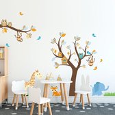 Sticker mural arbre avec des animaux pour crèche ou chambre d'enfants
