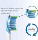 Close-up van de borstelkop van een Philips Sonicare opzetborstel, met indicatie om elke 3 maanden te vervangen.