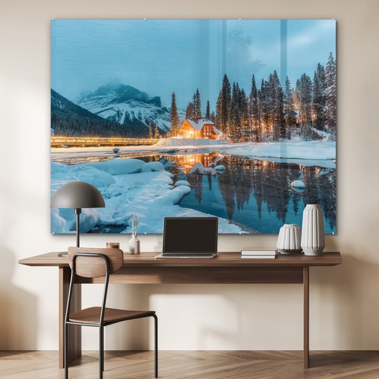 MuchoWow® Peinture sur verre 160x120 cm - Peinture sur verre acrylique - Paysage d'hiver - Nature - Maison - Montagnes - Neige - Photo sur verre - Décoration murale salon - Décoration murale chambre - Peintures
