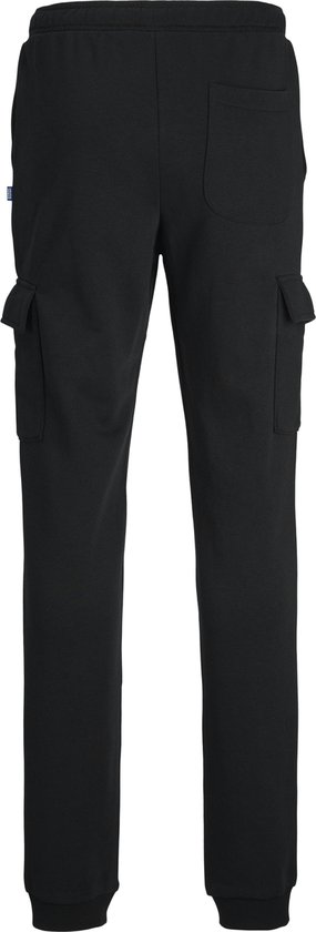 Zwarte joggingbroek met cargozakken op de zijkant en een achterzak.