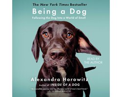 Omslag van Being a Dog