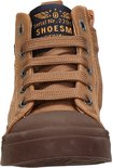Bruine leren hoge sneaker met veters en logo op de tong.