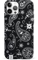 xoxo Wildhearts Paisley Dawn Black - Single Layer - Zwart hoesje geschikt voor iPhone 12 Pro Max hoesje - Hartjes patroon case bloemen - Siliconen en TPU hoesje geschikt voor de iPhone 12 Pro Max - zwart