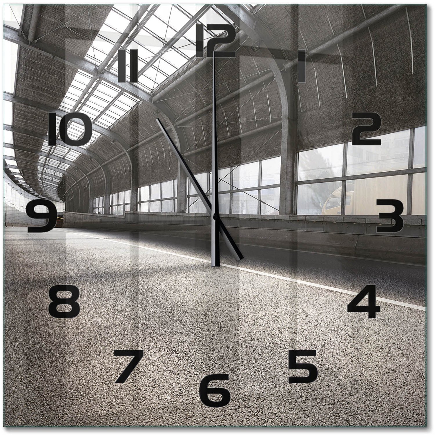 TULUP Wandklok - Straat in de tunnel Glazen Wandklok Design - 60x60 cm - Grijs Klok Glas Met Opdruk - Zwarte handen - Vierkante Klok - Wandklok Glas Met Motief - Decoratieve Glazen Klok