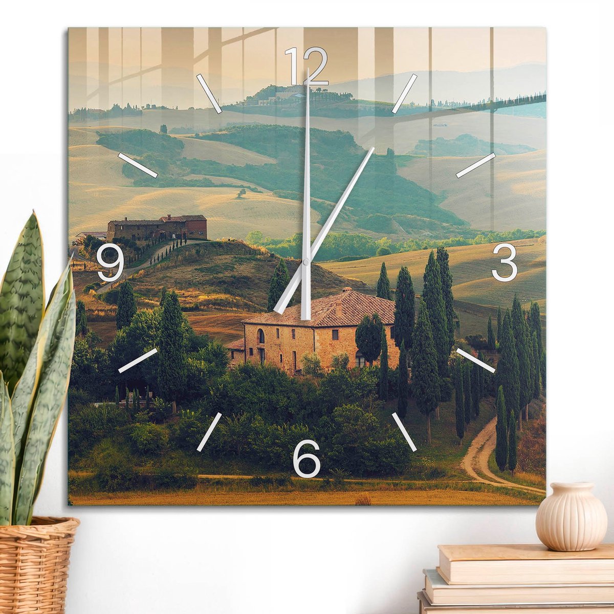 ArtPrintCave Groene Glazen Klok - 60x60 cm - Wandklok Vierkant - Toscaanse Landschappen Stille Wandklok - Natuur Wandklok Keuken - Witte Klokwijzers