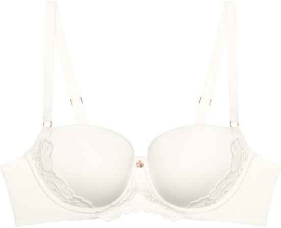 Witte beugelbeha met kanten details langs de cups en bandjes.
