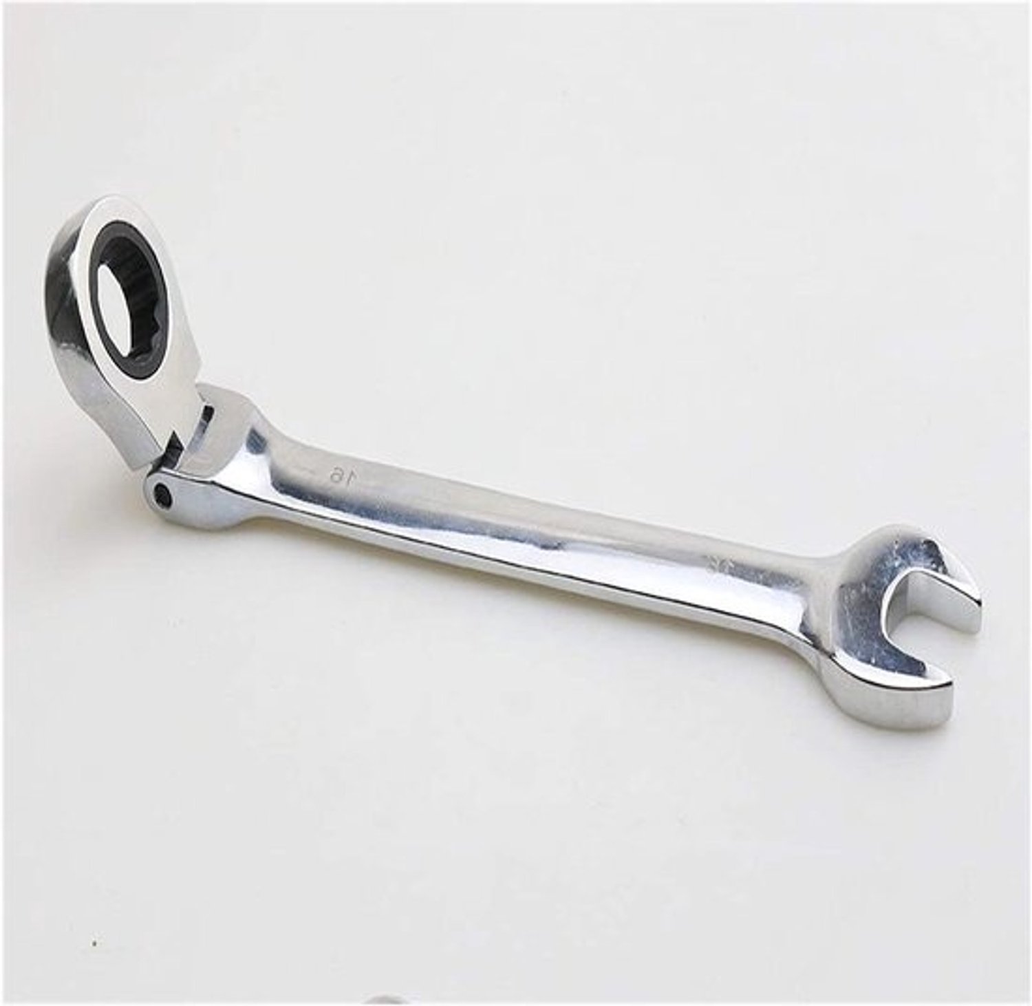 Spannerset - Moersleutelset - Reparaties uitvoeren - Flexibele ratelkop - 17mm - Zilver