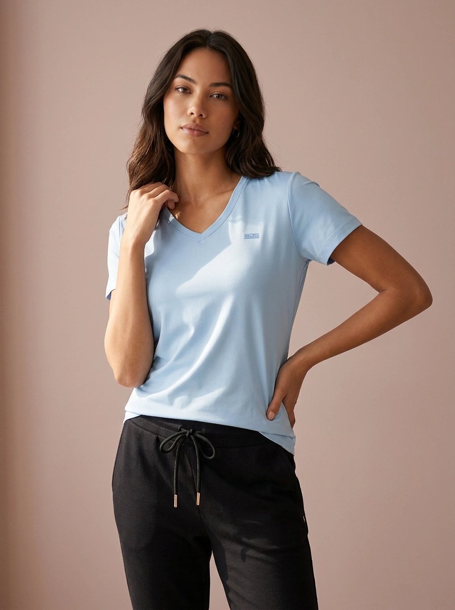 Sjeng Sports INES - Maat: S Powder Blue - Tennis Shirt Vrouwen - Sportshirt - 90% polyester, 10% elastaan
