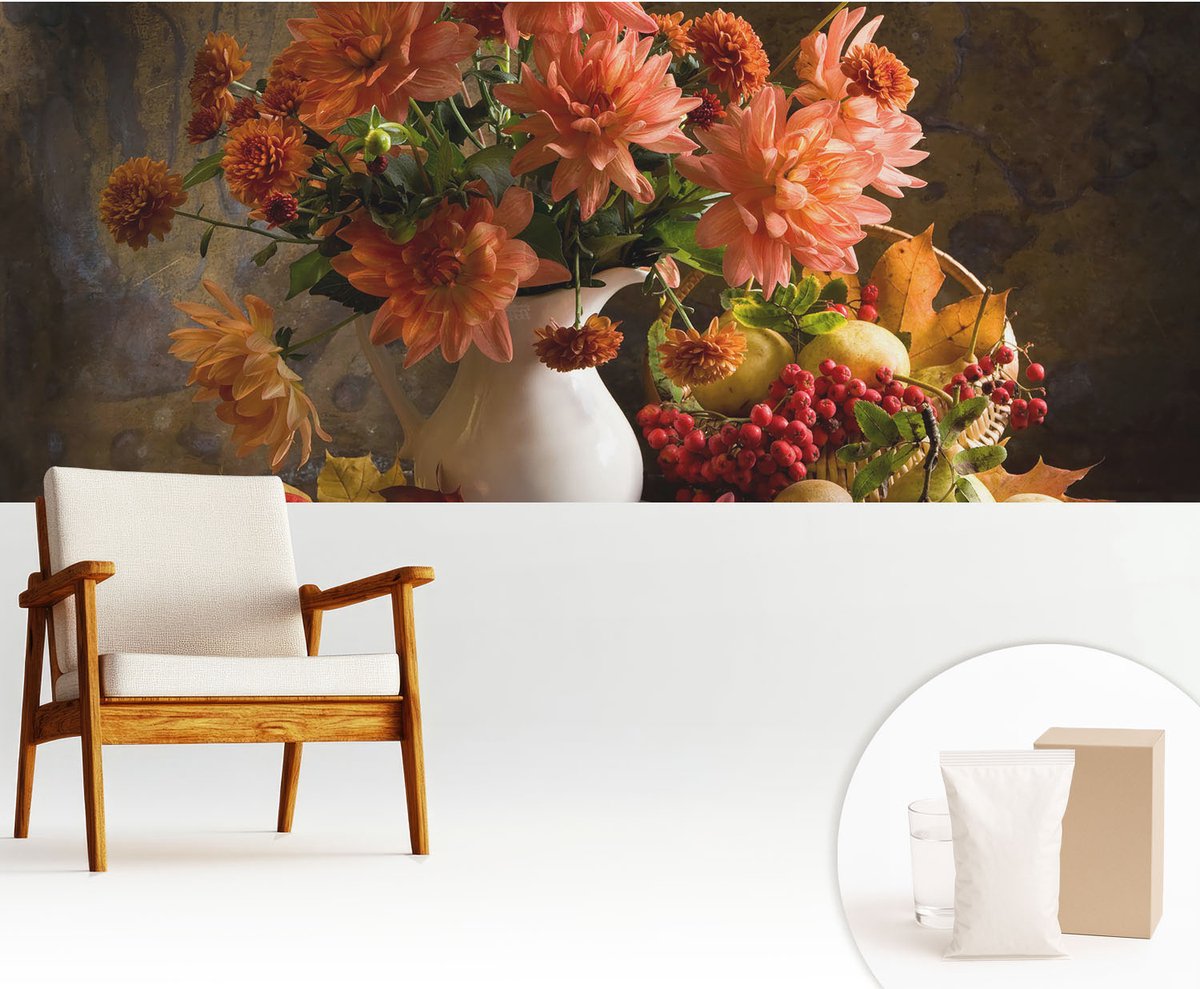 Wallfluent Fotobehang - Oranje Vliesbehang - 250x104 cm - Herfstcompositie Muurschildering - Gang behang Bloemen En Planten - Fotobehang Vlies - Gang behang