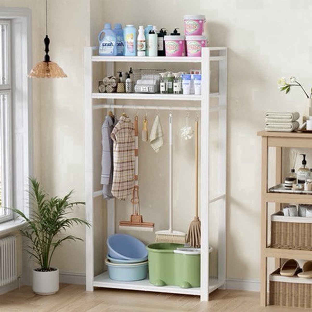 Wit Opbergrek – Equipment Rek – Bezemrek – Stofzuigerkast – Schoonmaakkast – Hout en Metaal – 170 x 80 x 40 cm – Vloerstaand en Gemonteerd