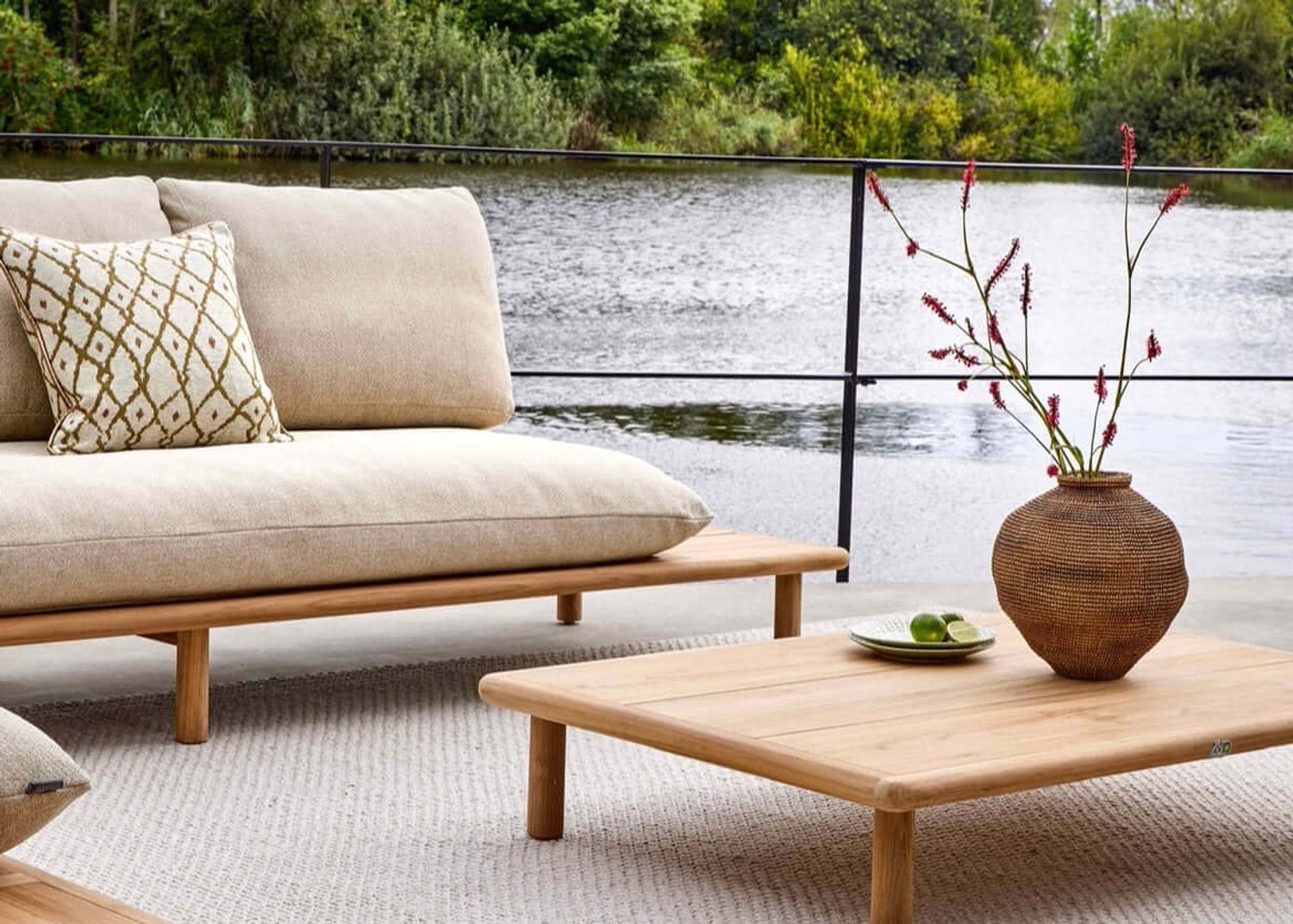 Apple Bee Sling Salontafel 120x85 cm - Teak - Robuuste Loungetafel