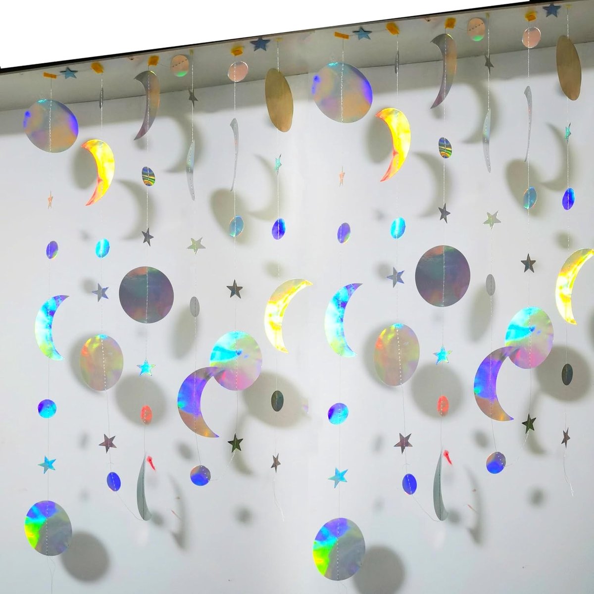 Sterren en maan slinger decoratie - Iriserende cirkels - Twinkelende banner met confetti - Perfect voor feestjes - ShopVlot