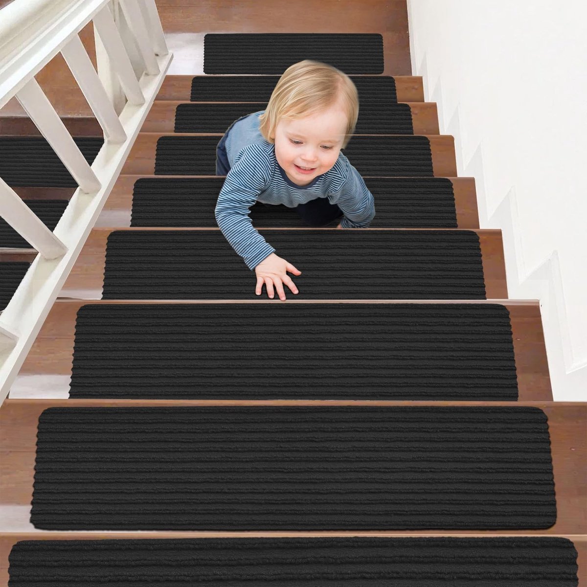 Dailygoods - Trapmatten, zelfklevende antislip trapmatten voor binnen, herbruikbaar, op maat te snijden voor houten treden, ideaal voor kinderen, senioren, huisdieren, zwart, 55 x 22 cm, 15 stuks