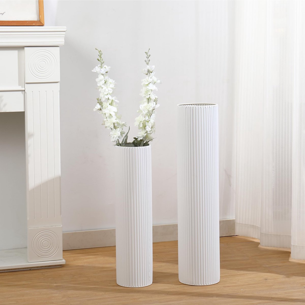 Vloervazen set van 2 - grote metalen vazen - witte kleur - perfect voor in huis - ShopVlot
