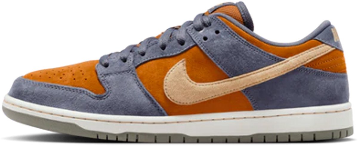 Nike SB Dunk Low Light Carbon Monarch