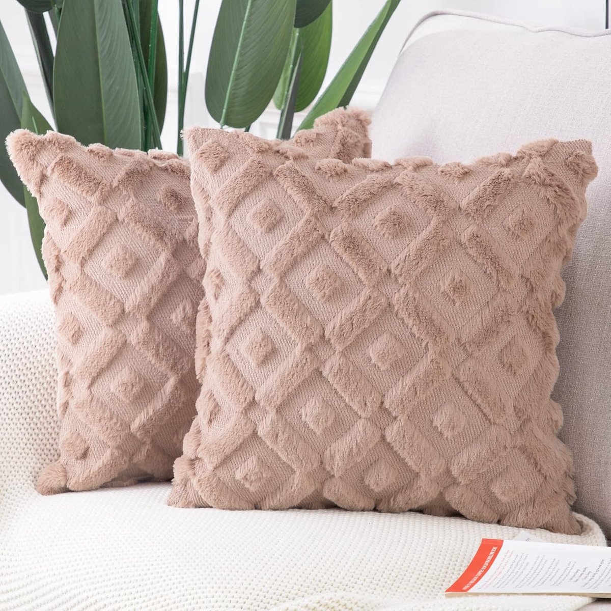 Set van 2 Zachte Pluche Kussenslopen van Korte Wol en Velvet voor Luxe Decoratie van Sofa en Slaapkamer 30x30cm Bruin