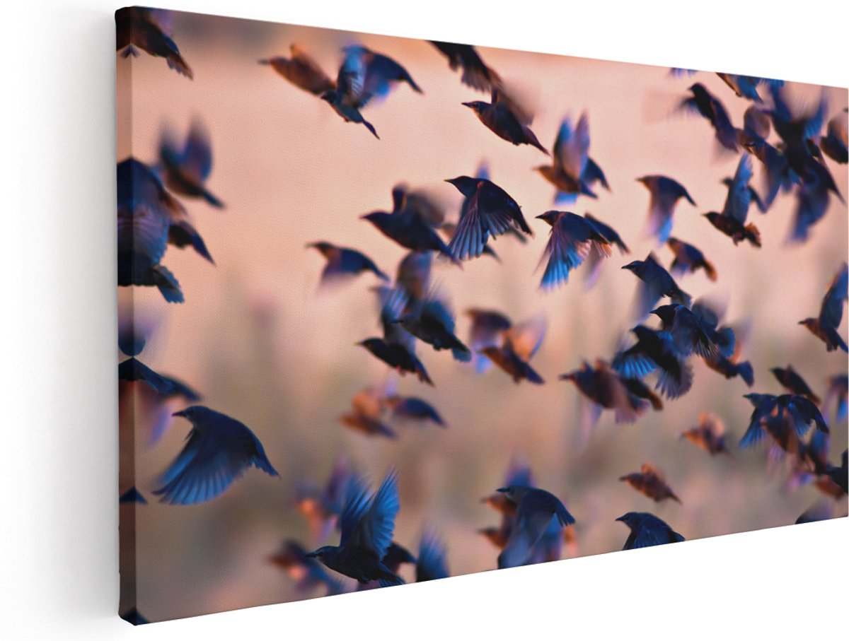 Artaza Canvas Schilderij Groep Vliegende Blauwe Spreeuw Vogels - 180x90 cm - Groot - Wanddecoratie Woonkamer - Schilderijen - Muurdecoratie