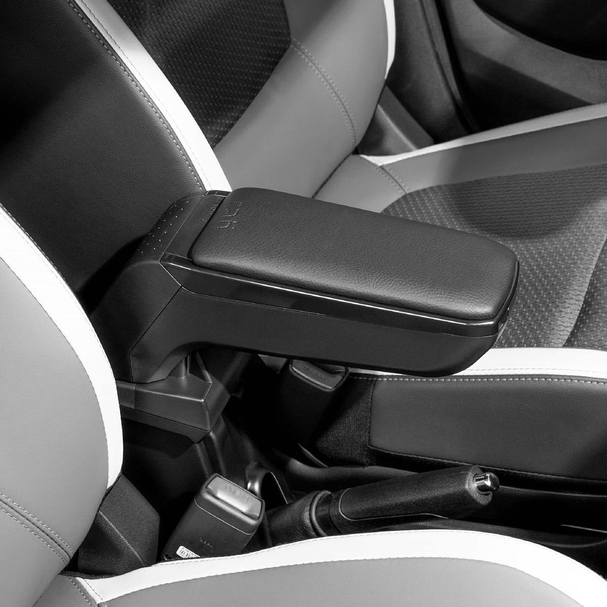 GoodGo Armsteun BASIC voor HYUNDAI i10 2008-2013. Met kunstlederen deksel, opbergruimte en opklapbaar