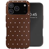 Selencia Hoesje - Geschikt voor Apple iPhone 18 Pro Max / 17 Pro Max - Backcover geschikt voor MagSafe - Happy Dots Chocolate