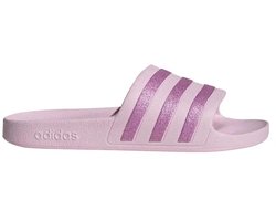 Adidas adilette aqua in de kleur roze.