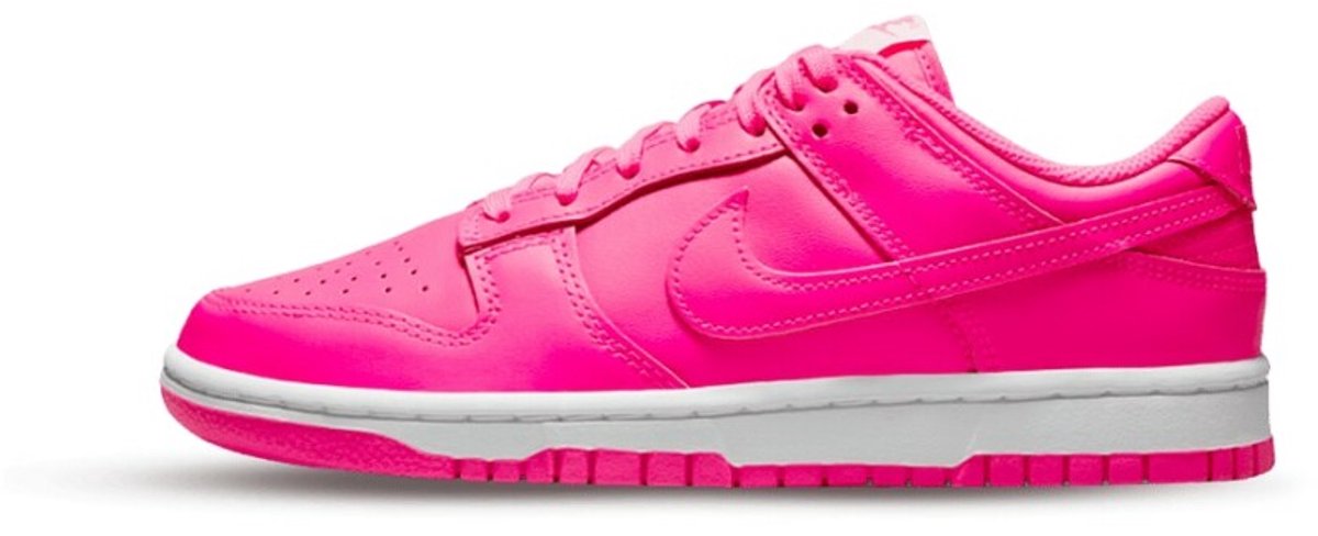 Nike Dunk Low Hyper Roze