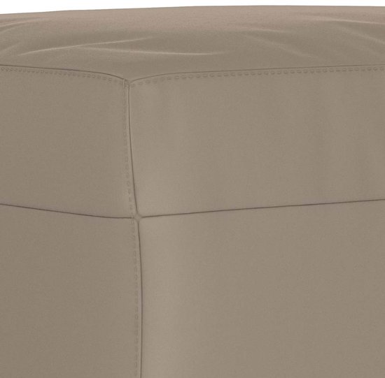 Detailopname van de taupe microvezelstof van een voetenbank met stiksels.