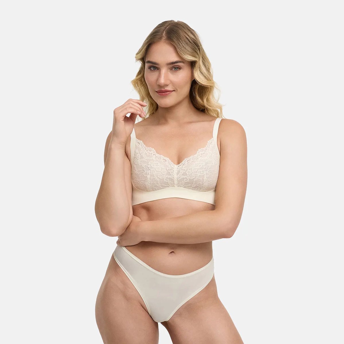 cfab - Comfortbeha met kant - ecru - M