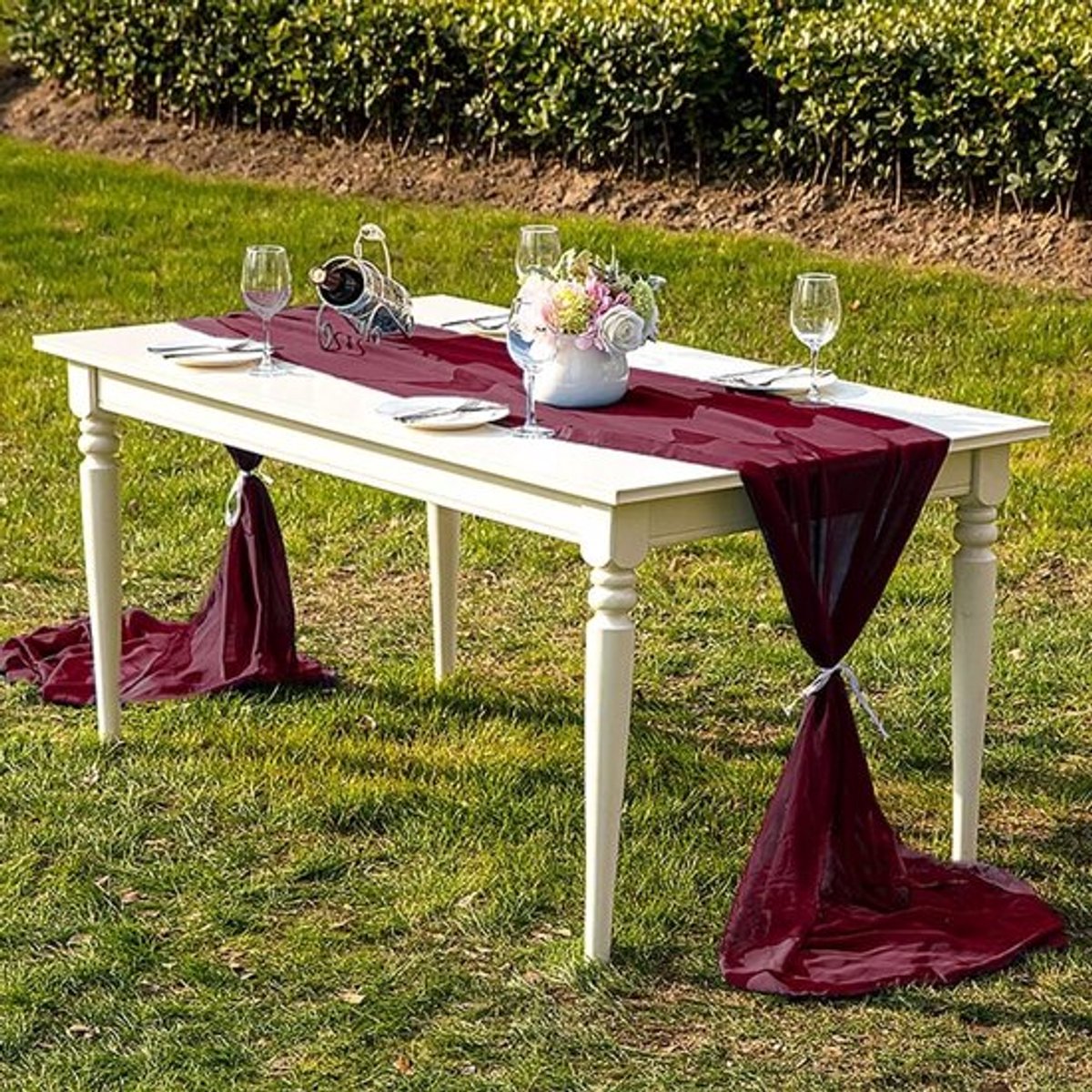Chiffon Tafelrunner 70 x 600 cm, Wasbaar Tafellaken voor Bruiloft, Verjaardag en Communie, Decoratieve Tafeldecoratie in Wijnrood