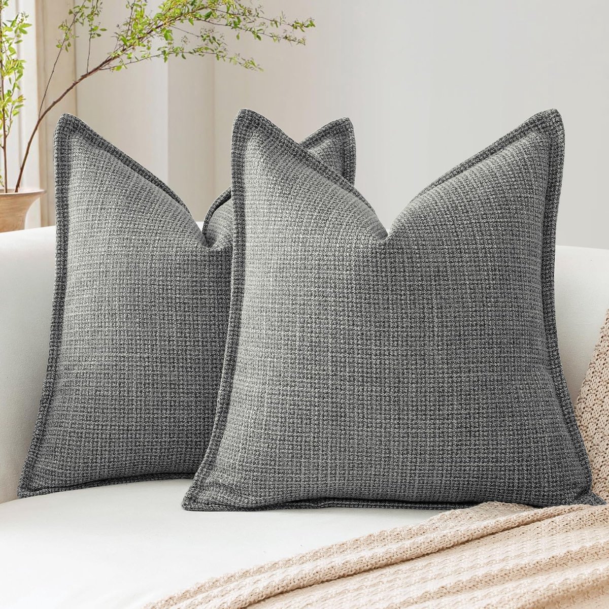 Omgoods - Set van 2 Donkergrijze Decoratieve Kussenhoezen 50x50cm - Elegant voor Woonkamer
