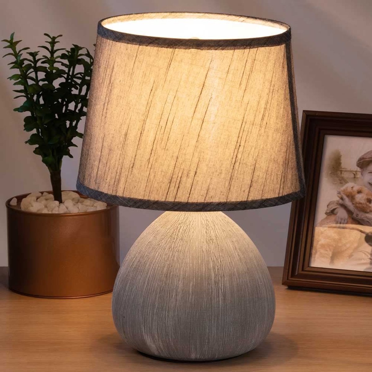 Omgoods - Moderne Tafel lamp met Keramische Basis en Stof Lampenkap