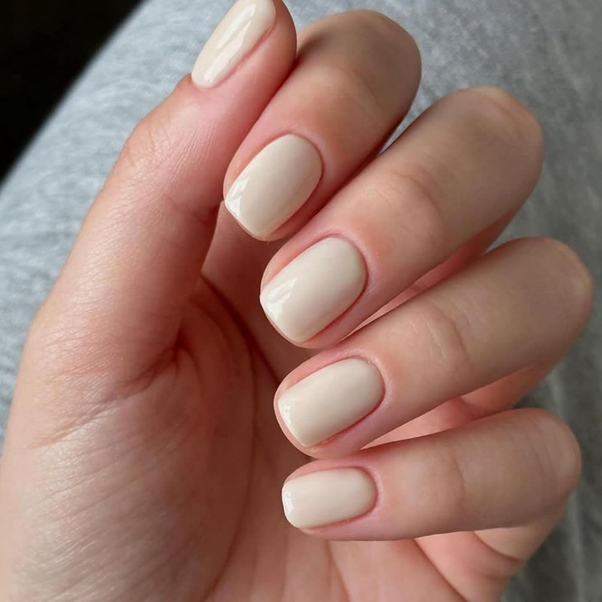 24 stuks korte kunstnagels om op te plakken, beige, Franse tips, press-on nagels, natuurlijke effen nagels, herbruikbare kunstnagels voor vrouwen en meisjes
