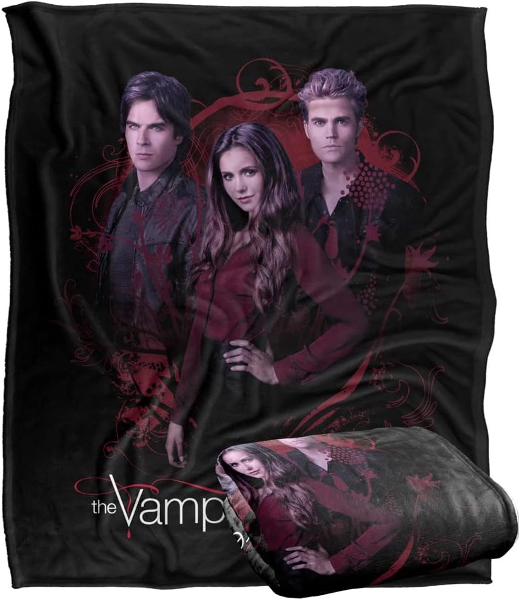 SnelShoppen - Ultra Zachte Vampire Diaries Dekentje 150x125 cm - Silky Touch Plaid met Damon, Elena & Stefan - Ideaal voor Thuis of Kamperen