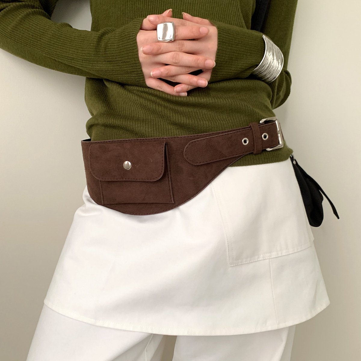 Moderne heuptas riem van suède‑look PU‑leer, dames riemzakje met drukknop, verstelbare gesp van legering, retro stijl buikzak voor dagelijks gebruik, bruin