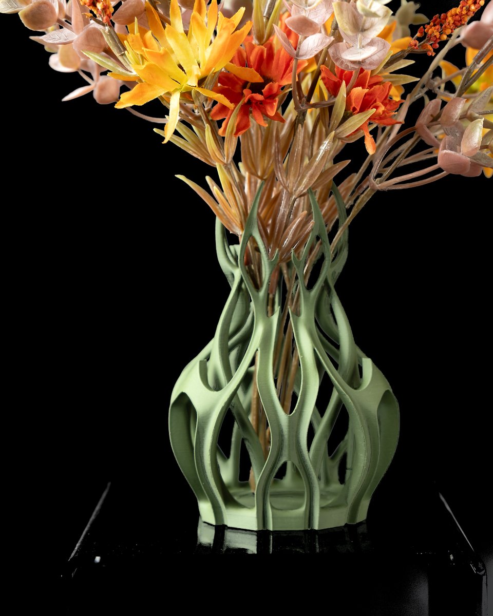 Skushy Vaas Drag - Geschikt voor Bouwbloemen - Japandi Designvaas voor Droogbloemen en Kunstbloemen - Sculpturale Decoratieve Vaas - Moderne Woondecoratie