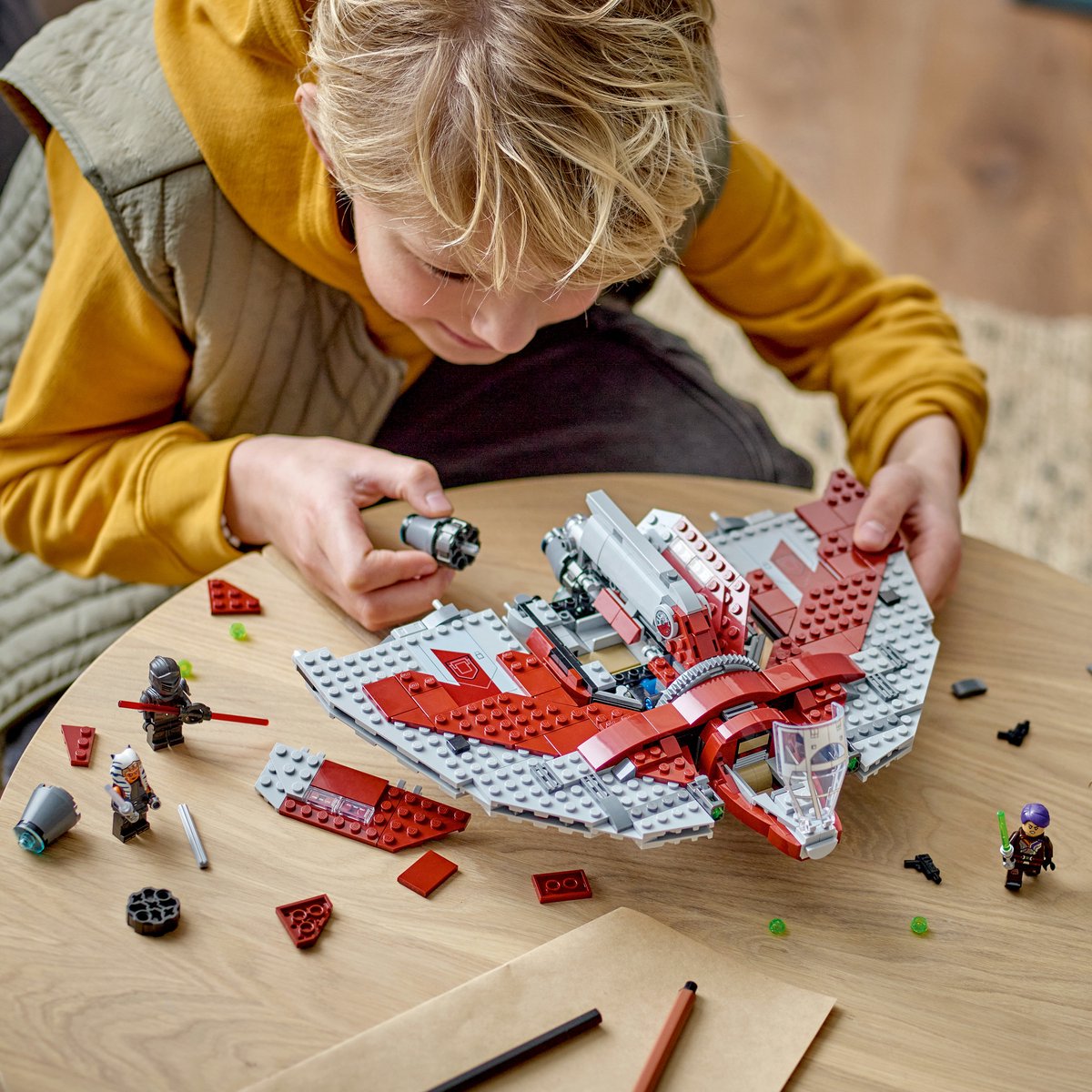 LEGO Star Wars Ahsoka Tano's T-6 Jedi shuttle Bouwbaar Ruimteschip - 75362 — afbeelding 4
