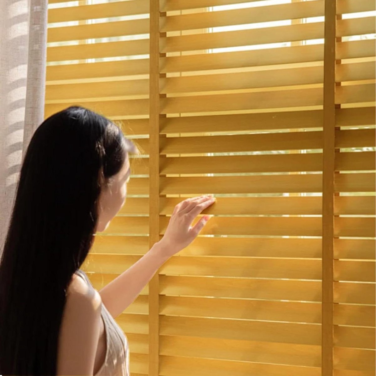 Houten Jaloezieën - Horizontale Blinds - Raamdecoratie - 50mm Lamellen - 150x210cm - Lichtbruin