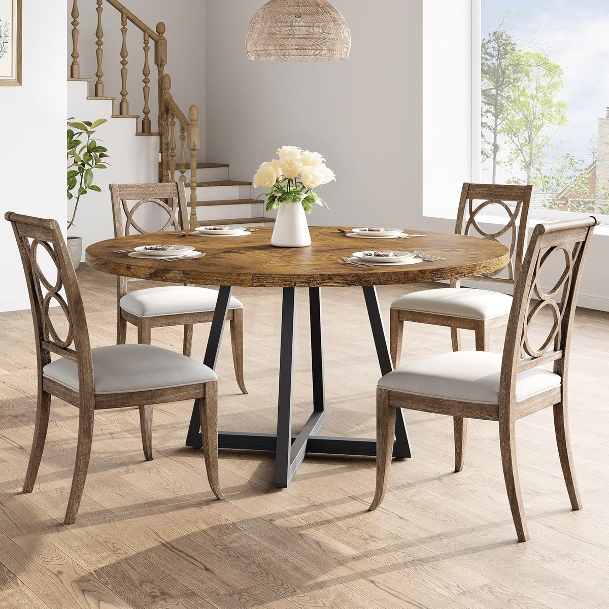 HOERFURIY Ronde Industriële Eettafel - Ø 120 cm - Geschikt voor 4 tot 6 Personen - Met Handige Opbergplank - bruin Eiken Look & Zwart Metaal