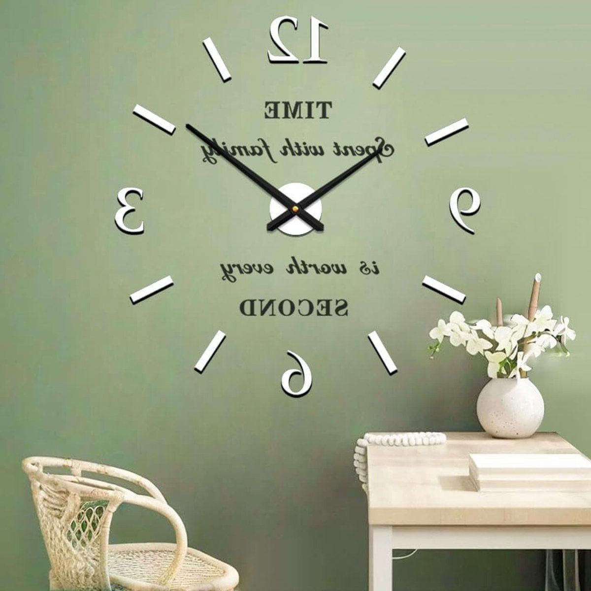 Moderne wandklok voor studeerkamer in wit - Stijlvolle design klok, decoratie en tijdsaanduiding