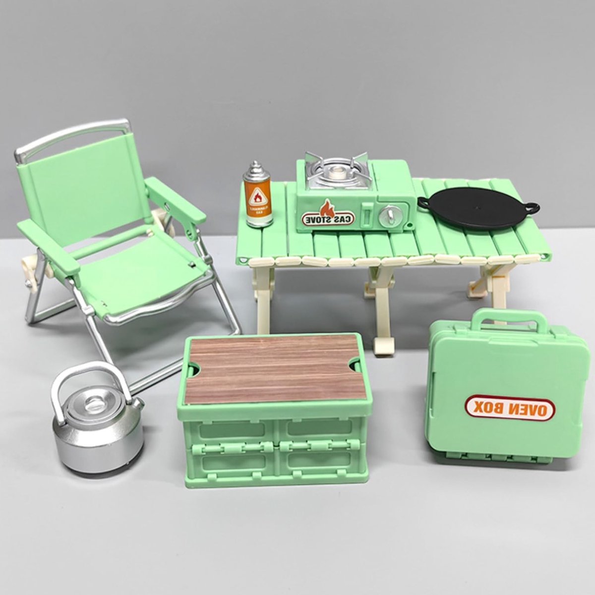Miniatuur Camping Meubilair Set met Tafel, Stoelen, Gasfornuis en Opbergdoos voor Buitenactiviteiten en Tuinplezier