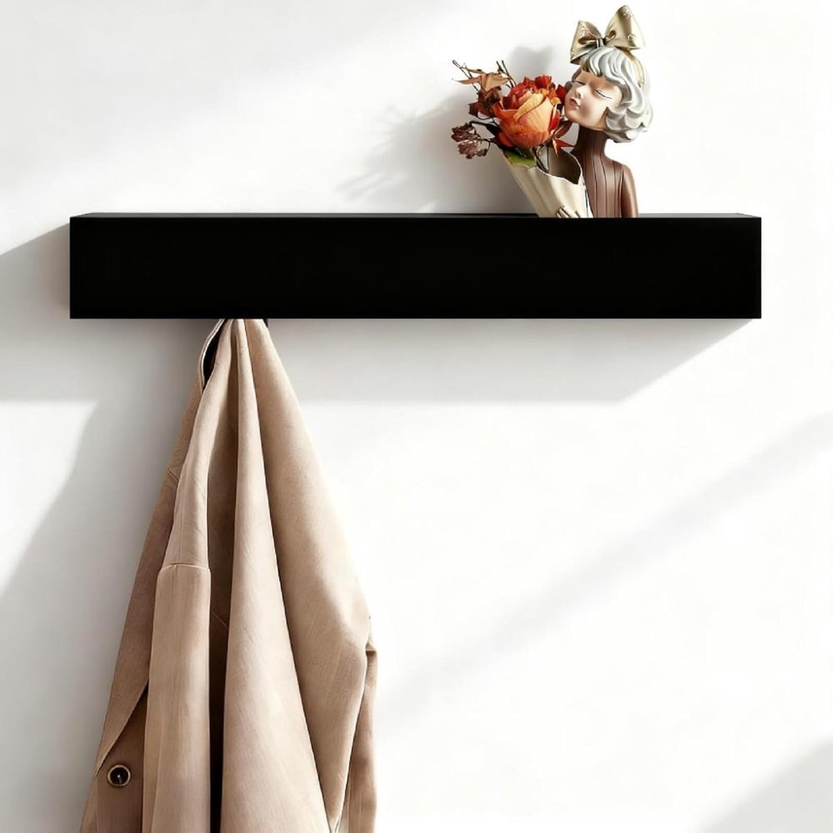 Muurkapstok met Plank, Matte Zwarte Haakframe, 5 Verborgen Haken voor Woonkamer en Hal, Ideaal voor Jas en Accessoires Opslag