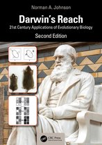 Boekomslag Darwin's Reach met een standbeeld van Charles Darwin, muisexperimenten en evolutionaire diagrammen.