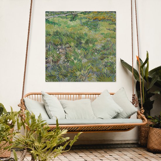 Tuinposter 100x100 cm - Tuindecoratie Grasveld met bloemen en vlinders - Schilderij van Vincent van Gogh - Poster voor in de tuin - Buiten decoratie - Schutting tuinschilderij - Tuindoek muurdecoratie - Wanddecoratie balkondoek